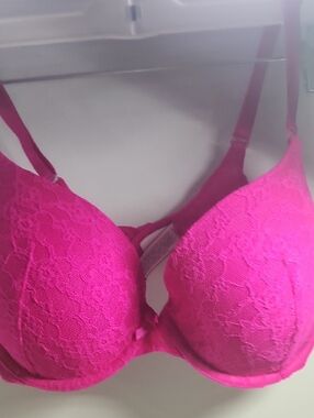 Victoria's Secret Fusia Pink Demi Bra